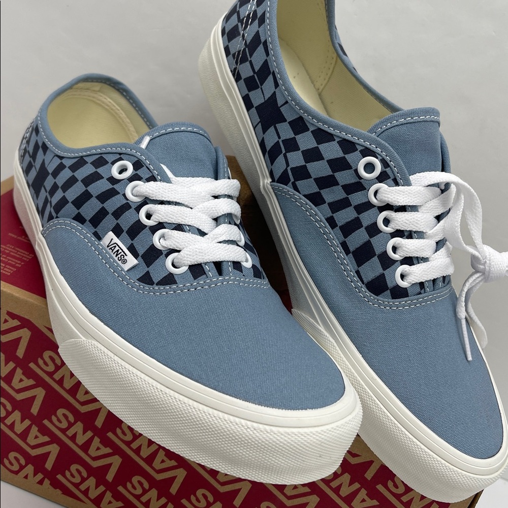 Vans • WMNS Authentic WACK DBLUE
VN000D7Y BLU Sneakers - Picture 7 of 16